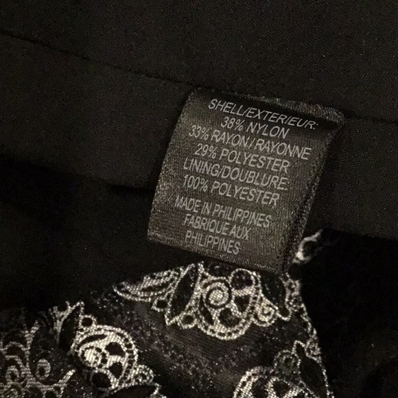 O) Women’s Tahari Jacket worn once , excell. cond. - Picture 7 of 8